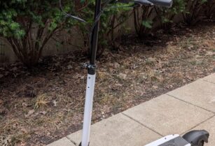 電動キックスクーター EMOVE Touring（美品・使用少）