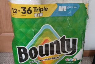 【取引中】【値下げ】Bounty Select-A-Size Paper Towels – Triple Rolls 10 ロール