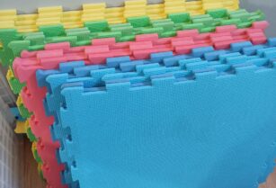 Play mat 18枚 約60×60 (cm) 使用感あり