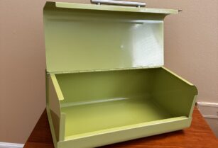 レトロ　bread box