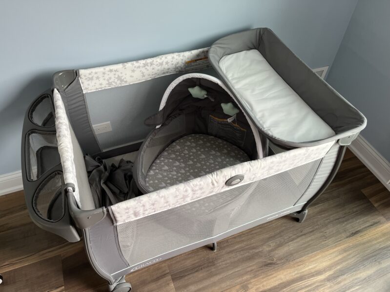 Graco pack n play ベビーベッド