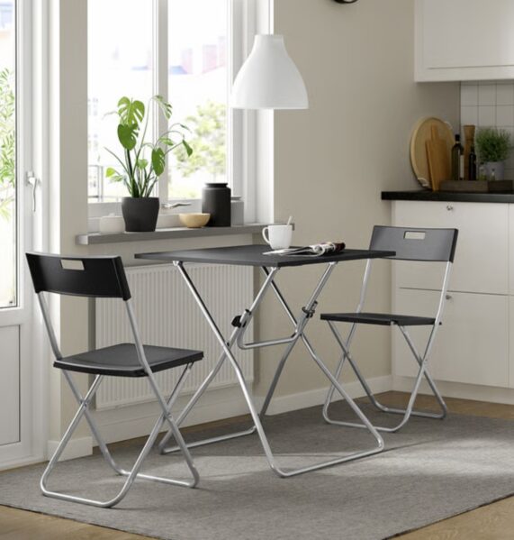 【美品、送料込み】IKEA EKEDALEN テーブルと椅子2個セット IKEA テーブルと椅子セット