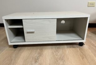 IKEA テレビ台＃2売ります。