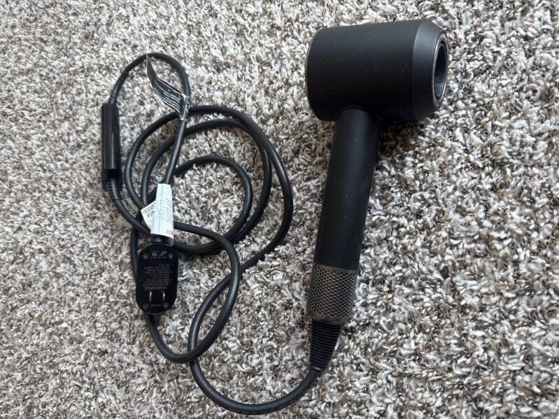 ダイソンドライヤー中古 ダイソンのドライヤー