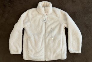 新品タグ付　レディースユニクロSサイズ4枚セット