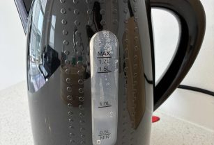 電気ケトル(10$)