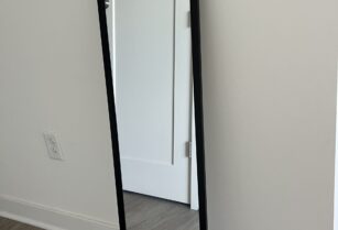IKEA 鏡