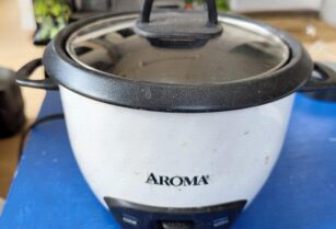 ミニ炊飯器