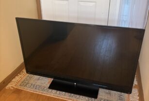 値下げ 50インチ　TOSHIBA TV
